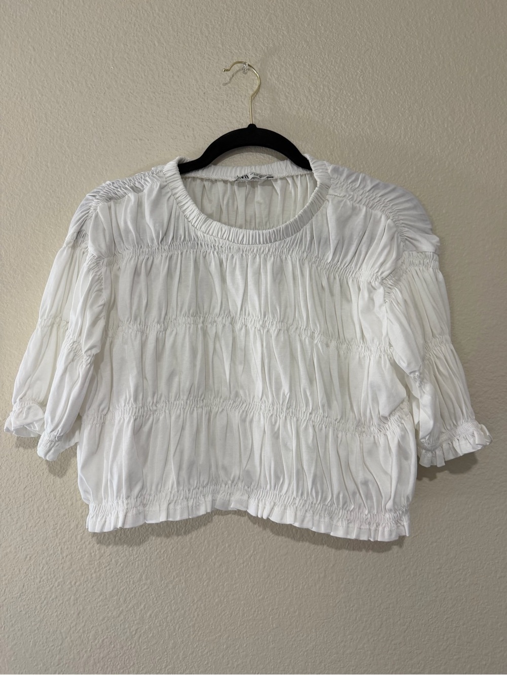 Zara White Smocked Short Puff Sleeve Top